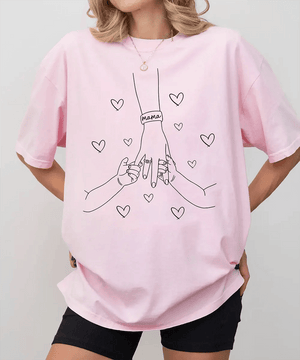 Mama Comfort Colors® T-Shirt – Minimalist Line Art Hands & Hearts Mom Shirt - Woven Mama