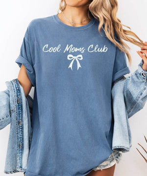 Cool Moms Club T-Shirt – Coquette Aesthetic Comfort Colors Tee for Stylish Moms - Woven Mama
