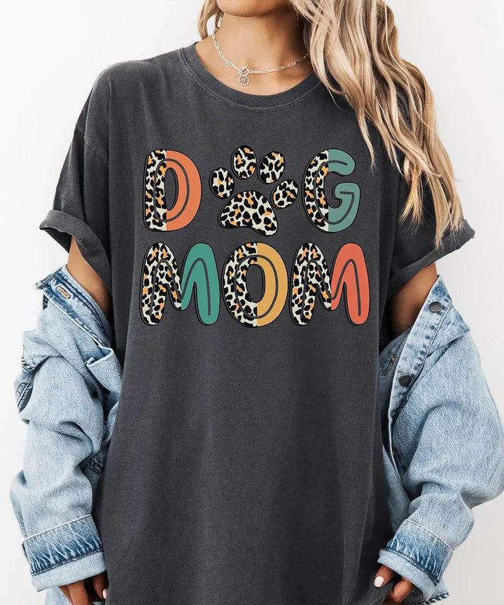 Dog Mom Comfort Colors® T-Shirt – Retro Leopard Letters with Paw Print - Woven Mama