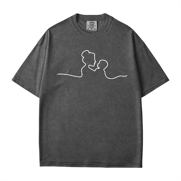 Mama Comfort Colors® T-Shirt – Minimalist Line Art Mother & Child - Woven Mama